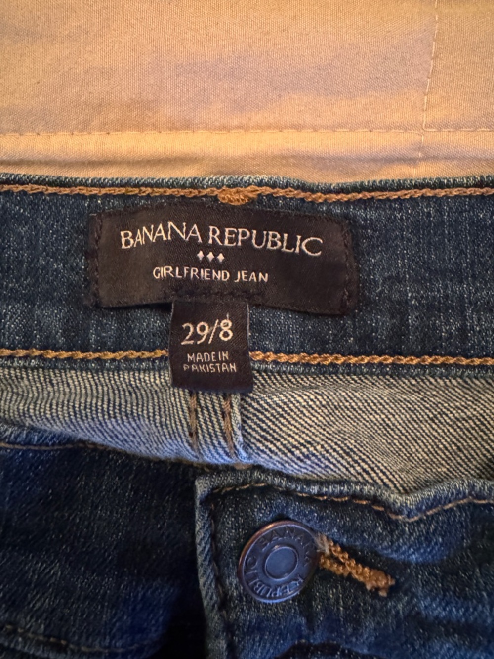 Banana Republic Factory women's Dark Blue Denim Girlfriend jeans - Picture 3 of 3